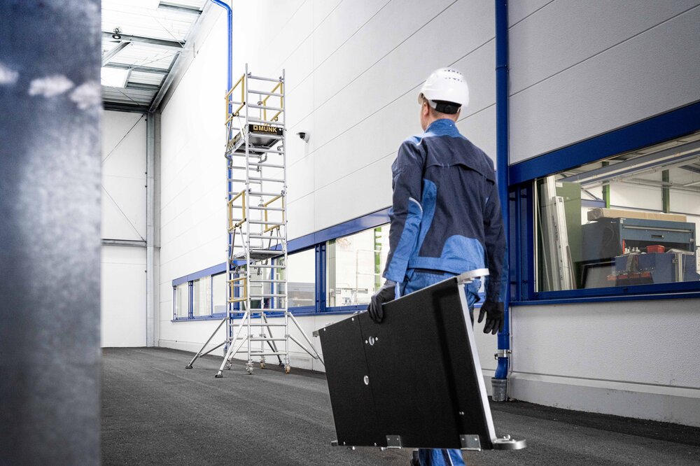 Milieubild 2177784 Munk FlexxTower-Ergo-Plattform mit Klappe 1,25m