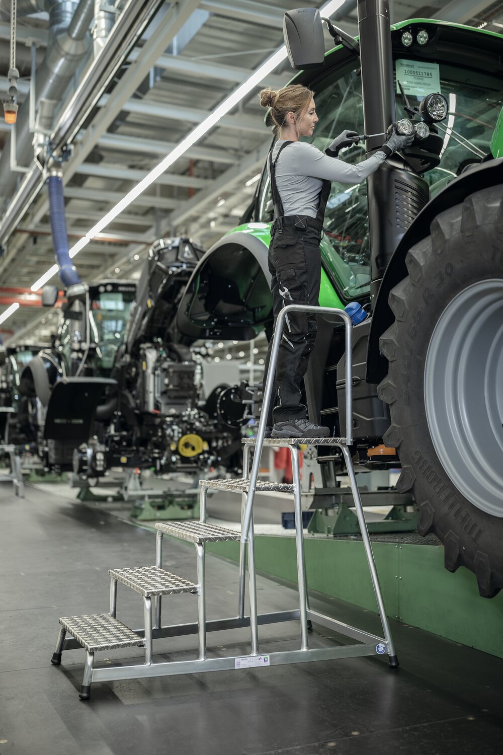 Milieubild 3816140 Munk Arbeitspodest starr mit Handlauf 3 Stufen