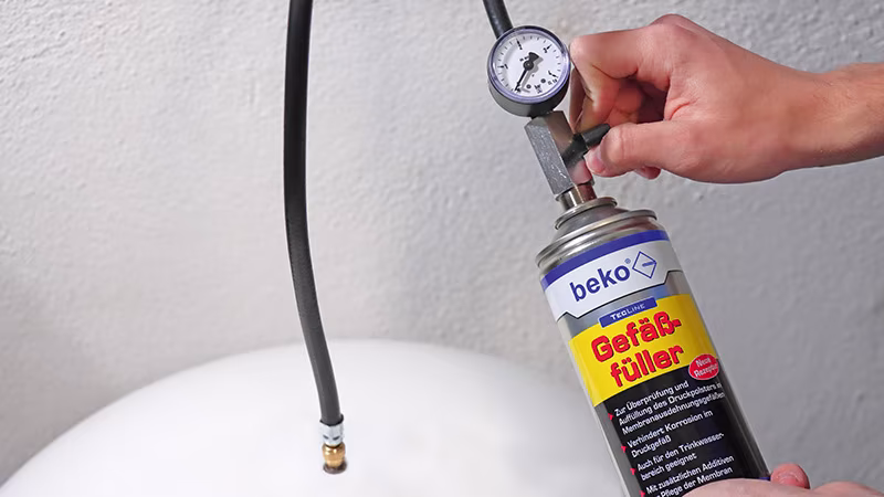 TecLine Gefäßfüller 400 ml, brennbar Person