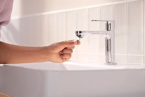Hansgrohe Einhebel-Waschtischmischer REBRIS S 110 CoolStart ohne Ablaufgarnitur chrom
