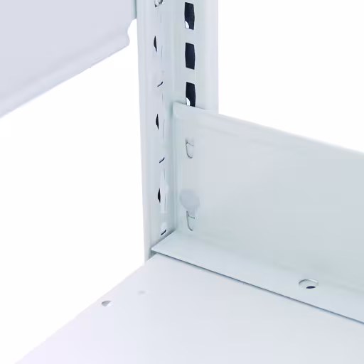 Produktbild Nr 8 des Artikels Schüttgutleiste, 90 x 750 mm (H x B), RAL 7035 lichtgrau für MULTIplus250- und MULTIplus330-Fachböden Abbildung Nr 8 des Artikels Schüttgutleiste, 90 x 750 mm (H x B), RAL 7035 lichtgrau für MULTIplus250- und MULTIplus330-Fachböden aus der Produktgruppe Stecksystem von der Marke Schulte Lagertechnik