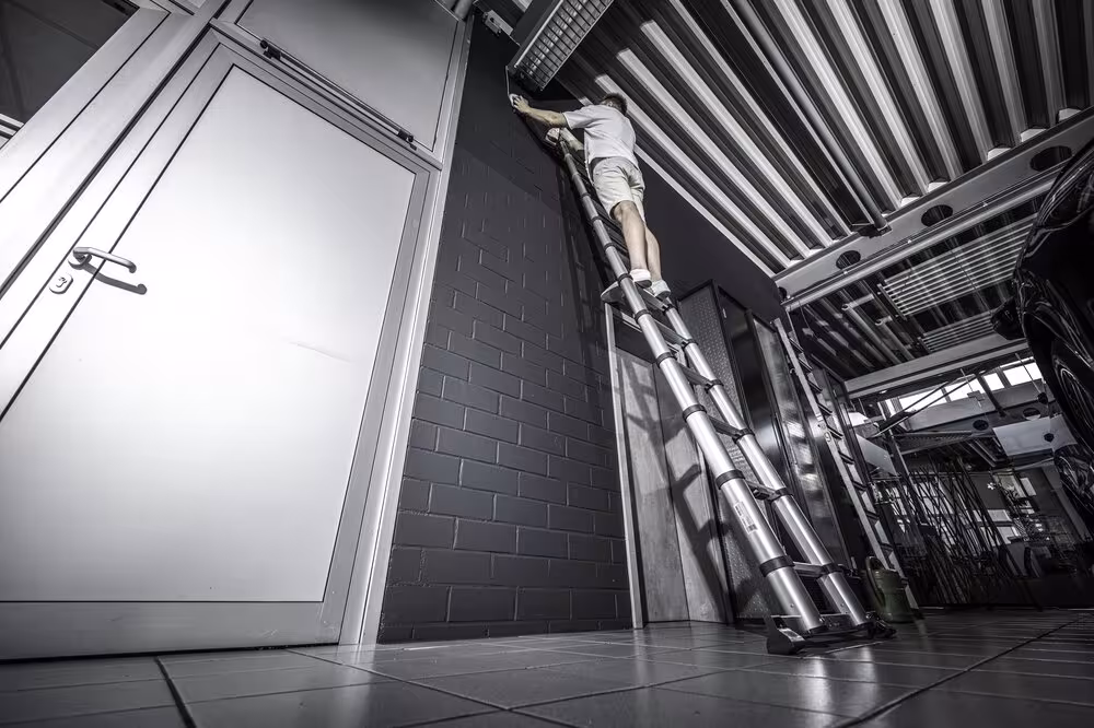 Munk ML Stufen-Teleskopleiter aus der Kategorie Teleskopleitern mit der Artikelnr. 115413