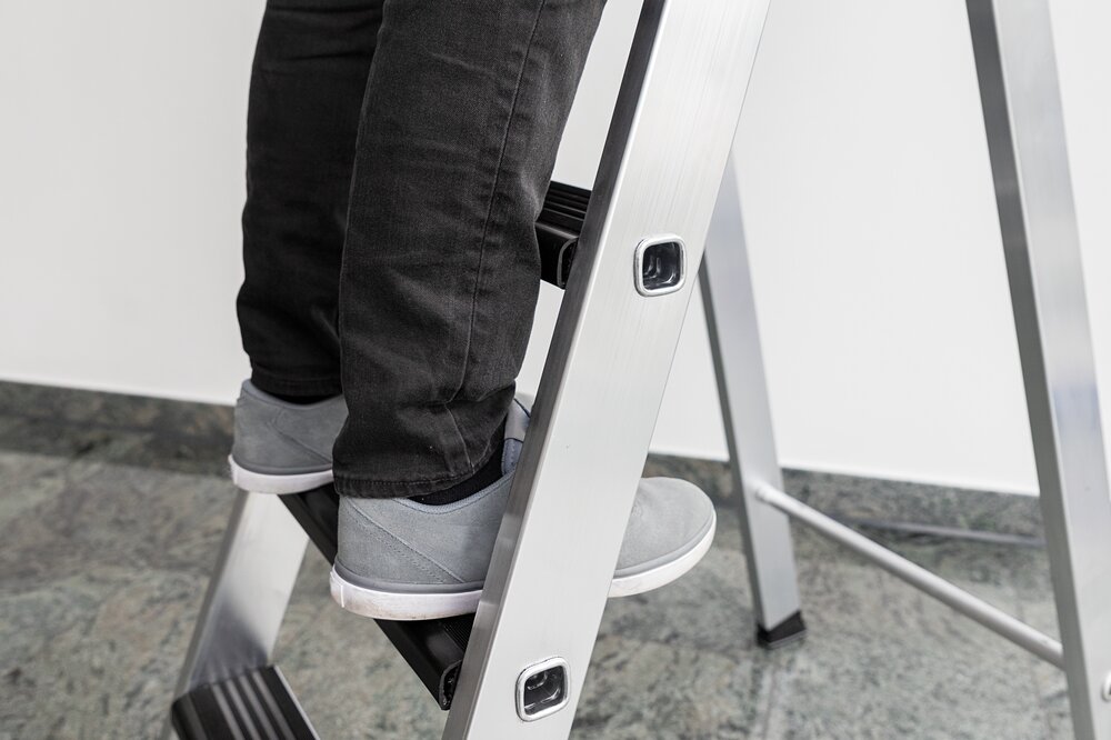 Munk Nachrüstsatz clip-step relax für Stufen-Stehleiter beidseitig begehbar GFK/Alu 6 Trittauflagen