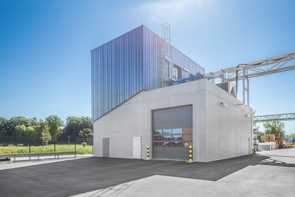 Munk Einzügige Steigleiter mit Rückenschutz Stahl verzinkt 5,96m