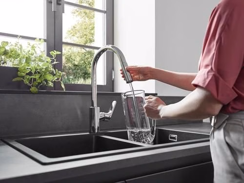 Detailbild 3984754 Hansgrohe Einhebel-Küchenmischer 240 FOCUS DN 15, mit Ausziehbrause chrom