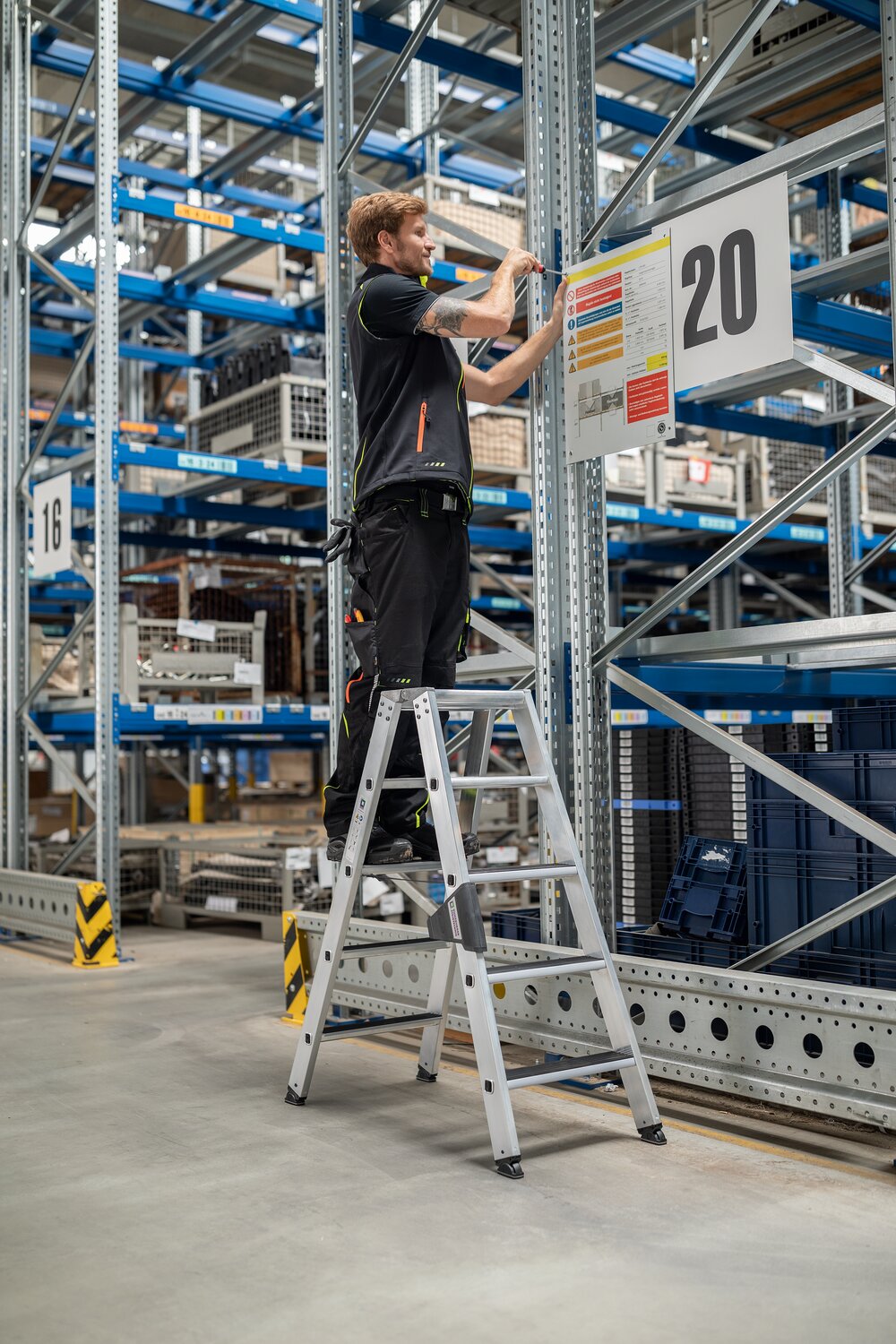 Munk Stufen-Stehleiter beidseitig begehbar mit clip-step 2x3 Stufen