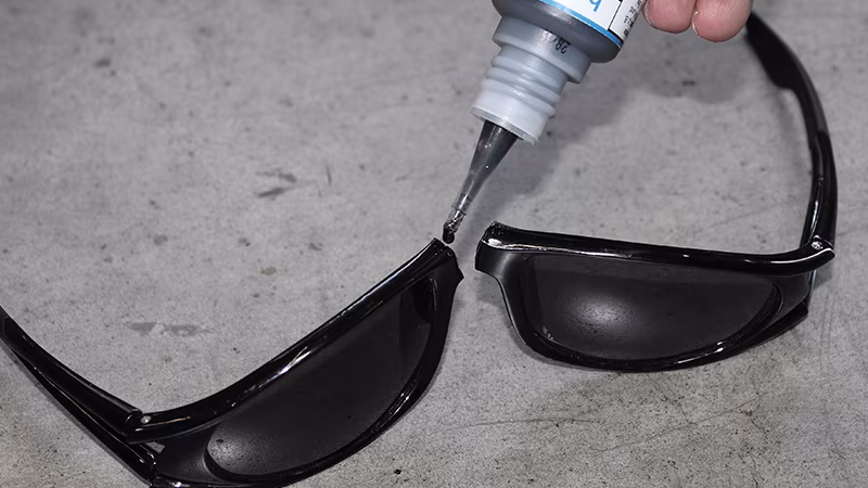 Reaktionsklebstoff Allbond-Black 20 g, im Blisterkarton Zubehör, Sonnenbrille, Brillen