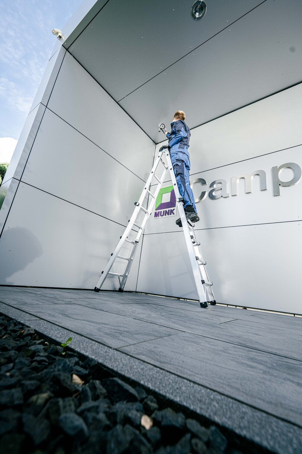 Munk Teleskopleiter 4-teilig ohne Traverse 4x3 Sprossen