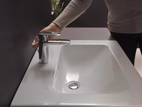 Hansgrohe Einhebel-Waschtischmischer VERNIS Blend 100 mit Zugstangen-Ablaufgarnitur 1 1/4 Zoll chrom