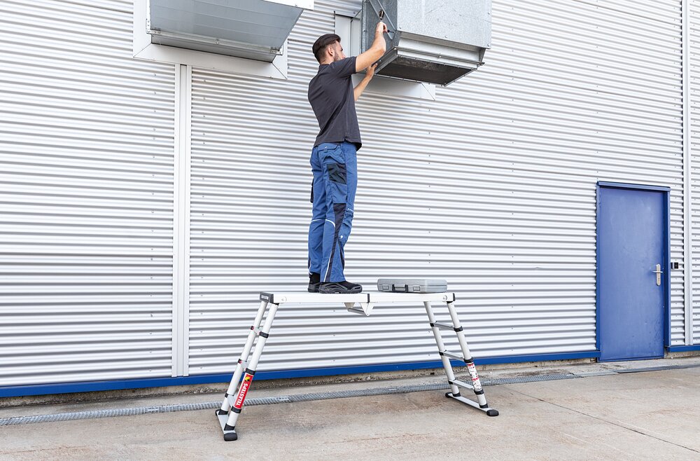 Munk Teleskop-Arbeitsplattform Solid Line 4 Stufen