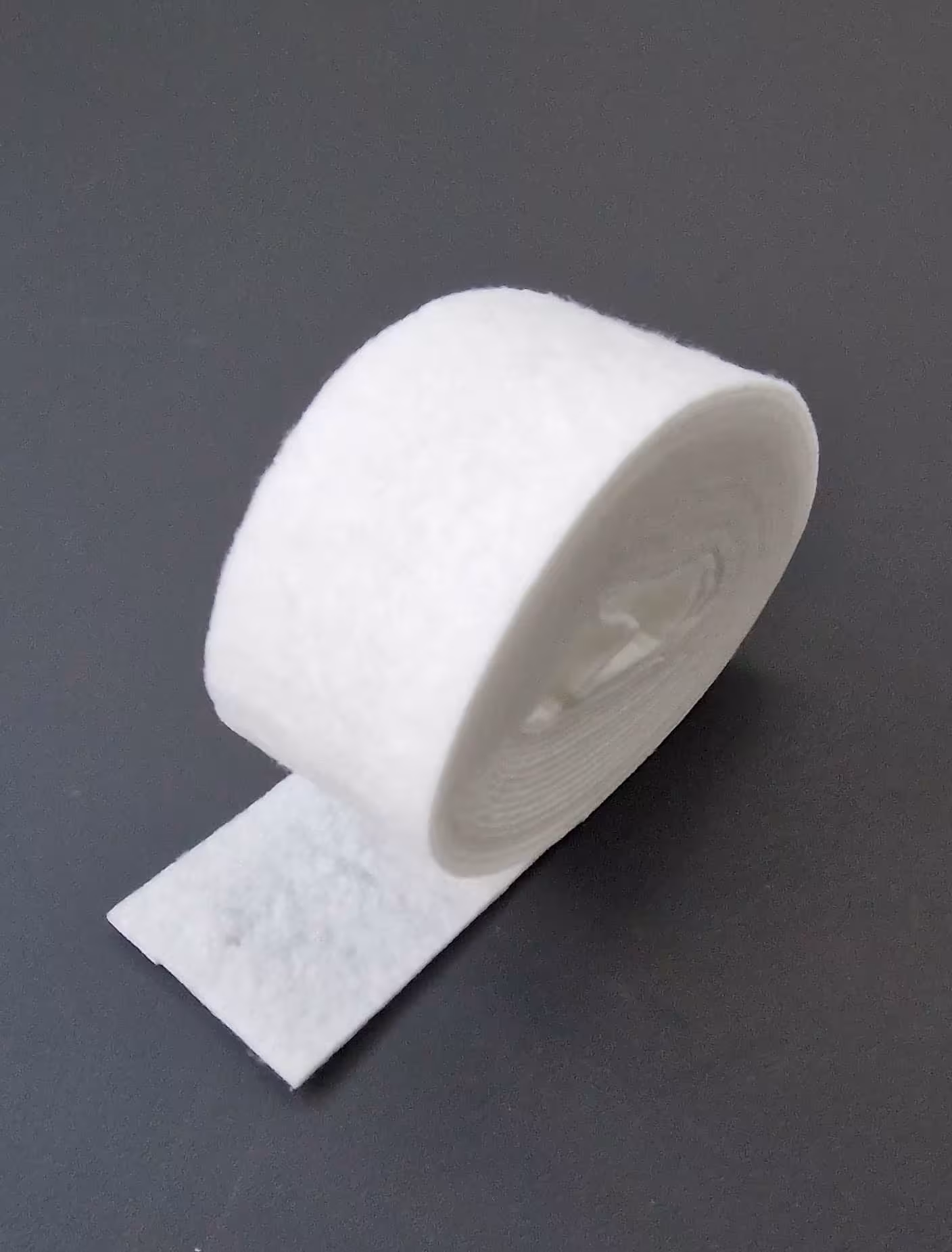 5 Meter - VÖWAflex® Wickelstreifen - Stärke 2 mm, ohne Folie von der Marke VÖWA GmbH VÖWAflex® light Wickelstreifen - Stärke 2 mm Typ Ausführung: ohne Folie aus der Kategorie Schutzschlauch mit der Artikelnr. 21307021