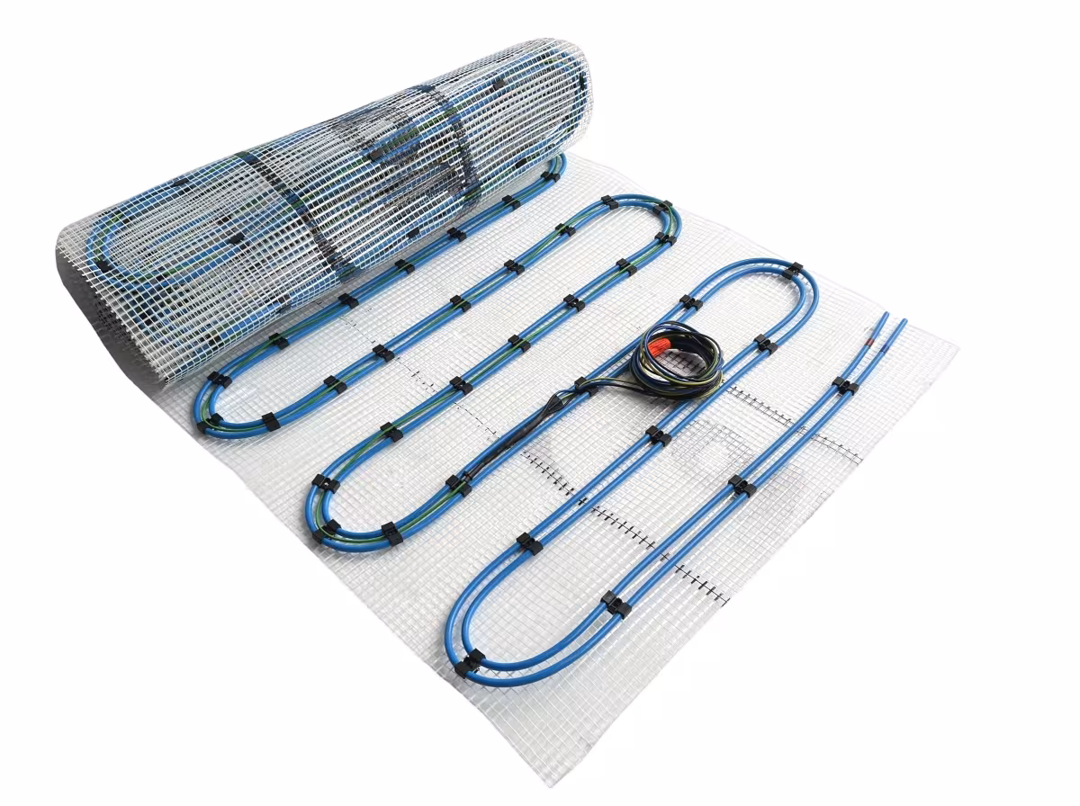 Duo Hybrid Warmwasser Elektro Fußbodenheizung | Set mit Heizmatte und Anschlußteilen von der Marke HoWaTech aus der Kategorie Dünnschicht Fußbodenheizung