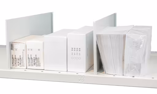 Andere Ansicht des Artikels Stecktrennblech freistehend, 800 x 140 mm (T x H), RAL 7035 lichtgrau für MULTIplus150-Fachböden Andere Ansicht des Artikels Stecktrennblech freistehend, 800 x 140 mm (T x H), RAL 7035 lichtgrau für MULTIplus150-Fachböden aus der Kategorie Fachbodenregale