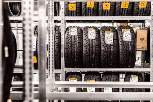 Zusatzebene für Räder-/Reifenregal, 900 mm (HxBxT), verzinkt, 150 kg Fachlast pro Ebene aus der Kategorie Autoteilelagerung mit der GTIN 4004514256966 Zusatzebene für Räder-/Reifenregal, 900 mm (HxBxT), verzinkt, 150 kg Fachlast pro Ebene von der Marke Schulte Lagertechnik aus der Produktreihe Fachbodenregale